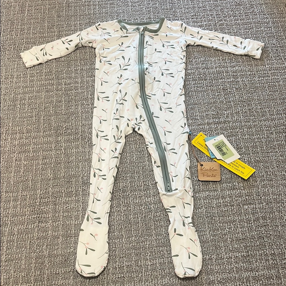 NWT KicKee Pants Zip Sleeper